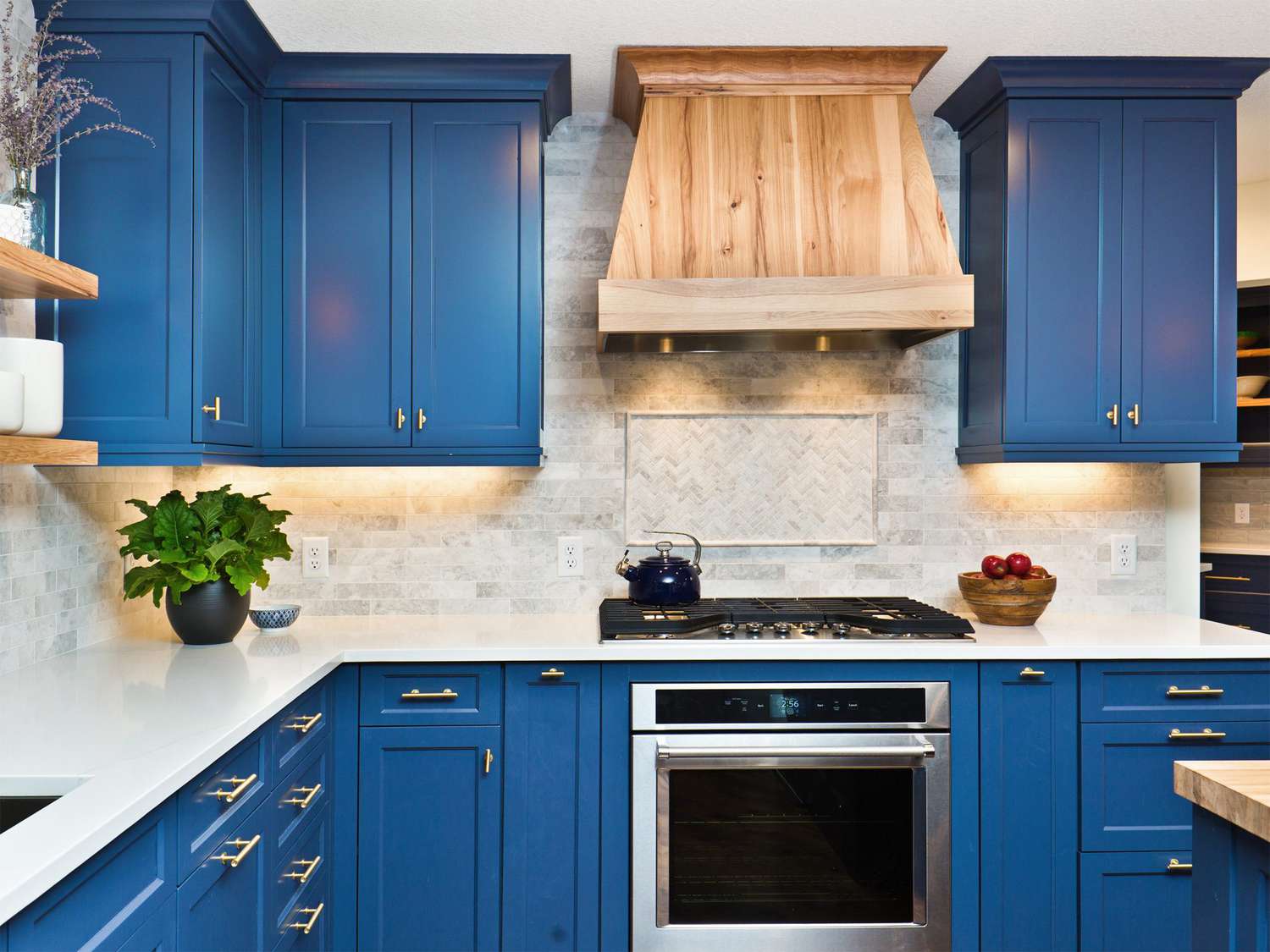 Cabinet Painting service